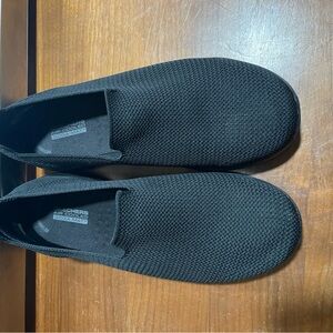 Skechers Women's Black Mesh Slip-Ons